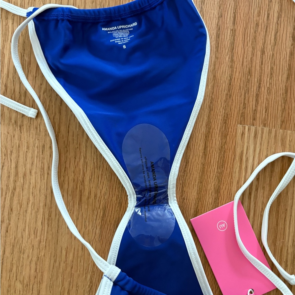 Amanda uprichard bikini - Picture 4 of 6